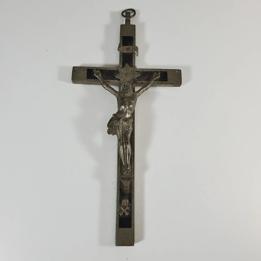 N/A item pectoral